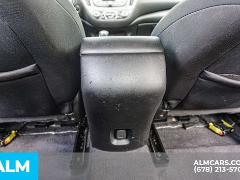 Used 2022 Chevrolet Malibu LS FWD image 31
