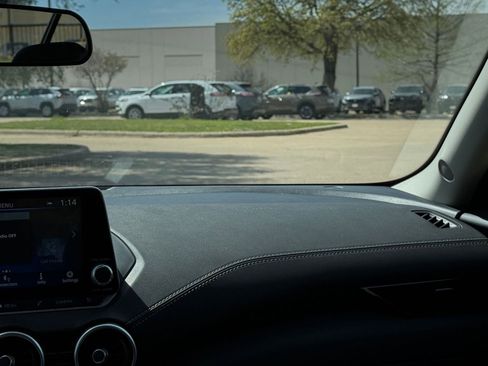 Used 2025 Nissan Sentra SV image 35