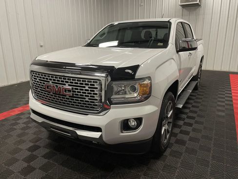 Used 2019 GMC Canyon Denali image 10