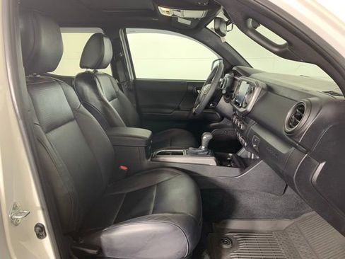 Used 2023 Toyota Tacoma TRD Sport w/ TRD Premium Sport Package image 22