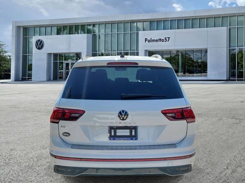 Certified 2024 Volkswagen Tiguan SE R-Line FWD image 5