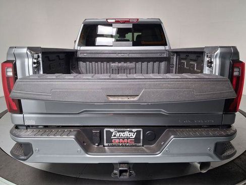 New 2026 GMC Sierra 3500 Denali w/ Denali Reserve Package AWD/4WD image 14