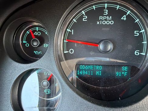 Used 2013 Chevrolet Tahoe LT AWD/4WD image 10