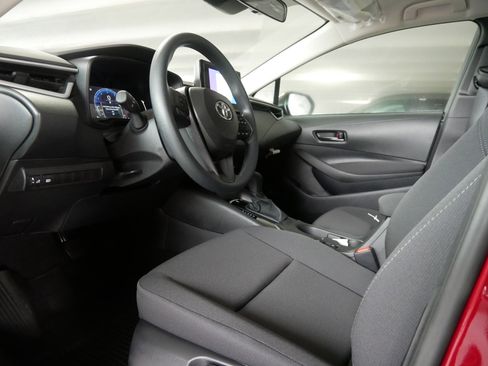 New 2026 Toyota Corolla LE image 7