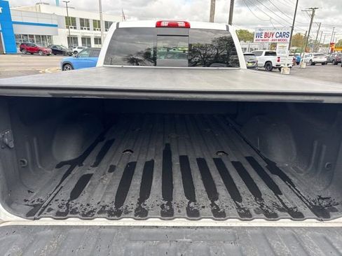 Used 2018 GMC Sierra 2500 Denali w/ Duramax Plus Package AWD/4WD image 11