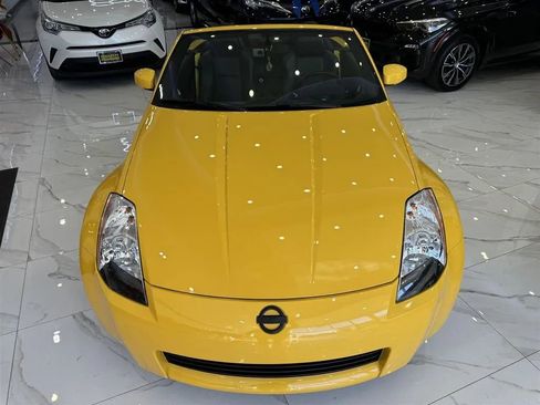 Used 2005 Nissan 350Z Touring image 30
