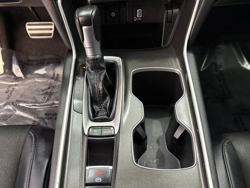 Used 2018 Honda Accord Sport image 38