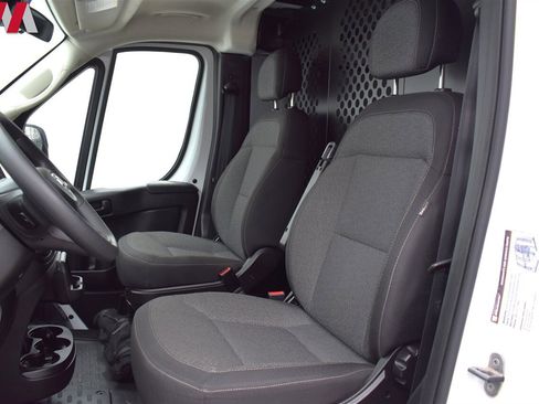 Used 2025 RAM ProMaster 2500 w/ U-Haul Equipment Group image 11
