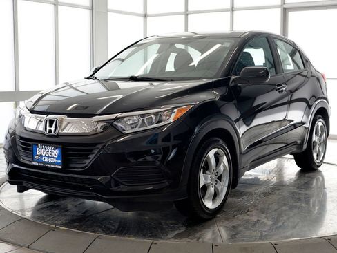 Used 2019 Honda HR-V LX image 4