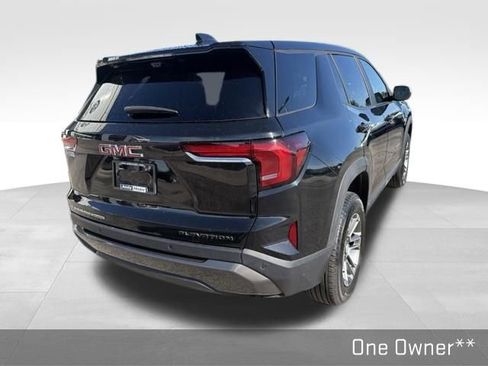 Used 2025 GMC Terrain Elevation w/ Technology Package II AWD/4WD image 14