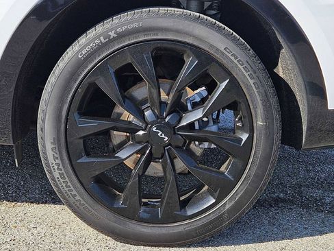 Used 2023 Kia Sorento SX image 12