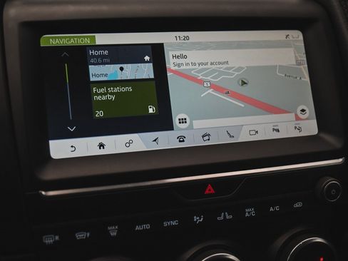 Used 2020 Jaguar E-PACE SE image 22