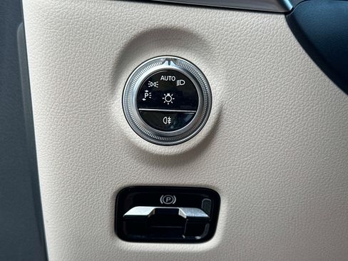 Certified 2024 Mercedes-Benz C 300 4MATIC Sedan image 28