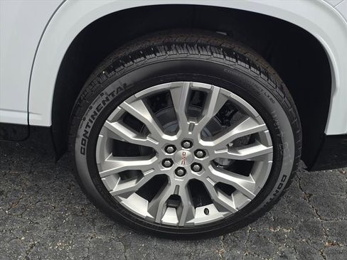 New 2026 GMC Acadia Denali w/ Super Cruise Package image 7