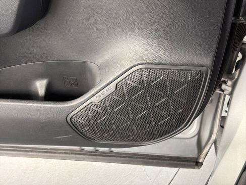 Used 2025 Toyota RAV4 XLE w/ Convenience Package image 23