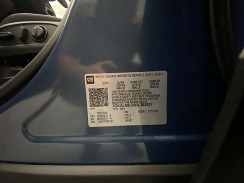 Used 2024 GMC Terrain SLE w/ Driver Convenience Package FWD image 27