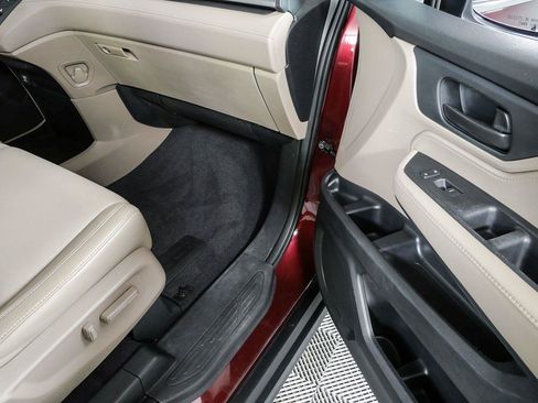 Used 2019 Honda Odyssey EX-L image 23