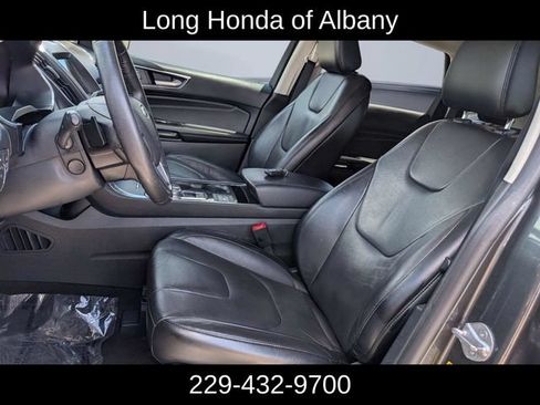 Used 2020 Ford Edge Titanium AWD/4WD image 8