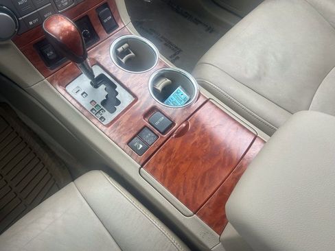 Used 2010 Toyota Highlander Limited image 26