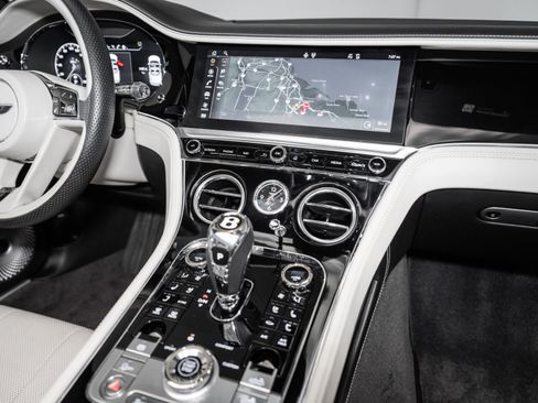 Certified 2020 Bentley Continental GT V8 AWD/4WD image 27