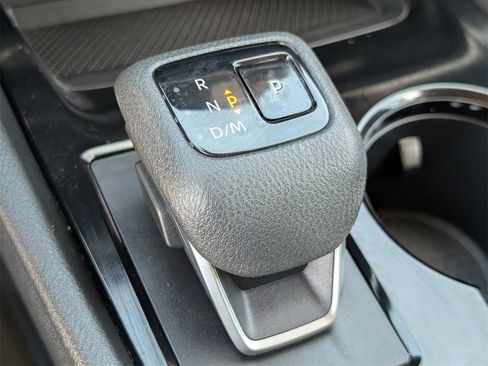 Certified 2023 Nissan Rogue SV image 21