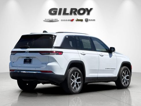 Used 2023 Jeep Grand Cherokee Limited RWD image 4
