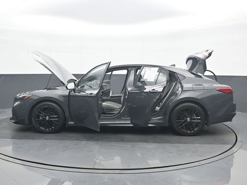 Used 2025 Toyota Camry XSE image 37