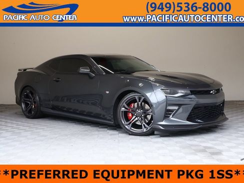 Used 2018 Chevrolet Camaro SS RWD image 1
