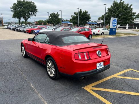 Used 2011 Ford Mustang Premium w/ 202A Rapid Spec Order Code RWD image 17