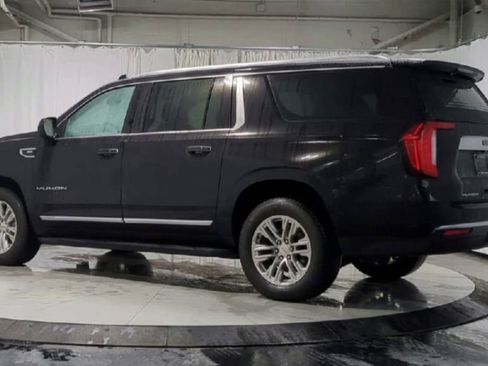 Used 2021 GMC Yukon XL SLT image 8