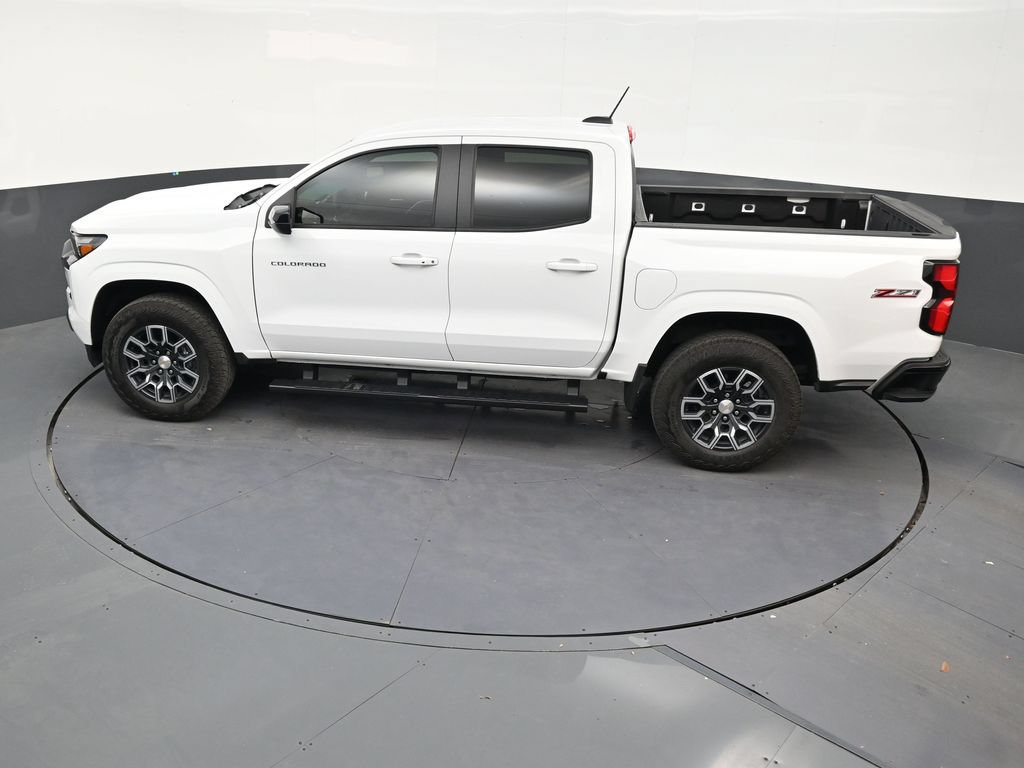 Used 2026 Chevrolet Colorado Z71 AWD/4WD image 13