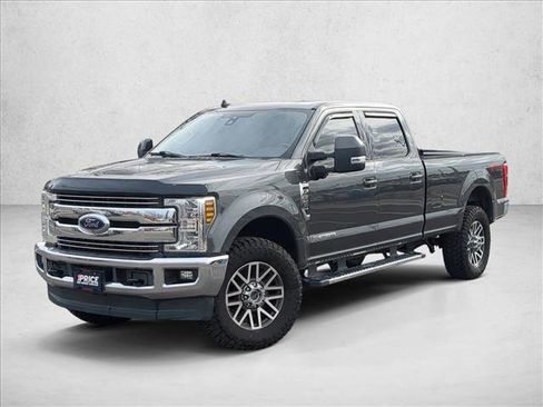 Used 2019 Ford F350 Lariat w/ Lariat Ultimate Package image 2