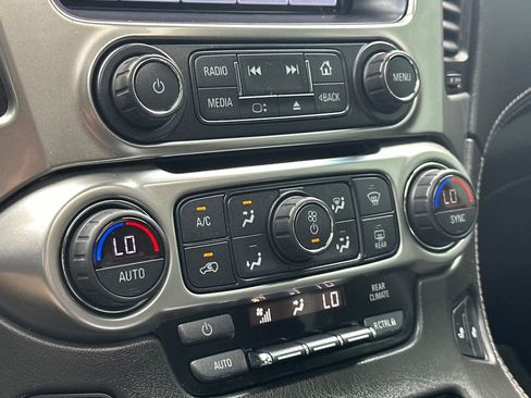 Used 2018 Chevrolet Tahoe LT image 23