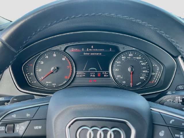 Used 2023 Audi Q5 2.0T Premium w/ Convenience Package AWD/4WD image 13
