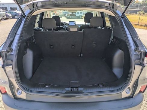 Used 2022 Ford Escape SE image 31