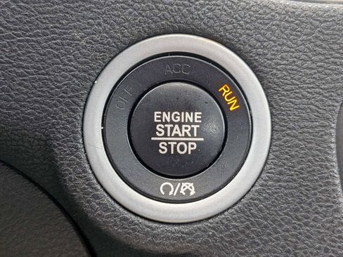 Used 2022 Dodge Charger SXT w/ Leather Interior Group RWD image 27