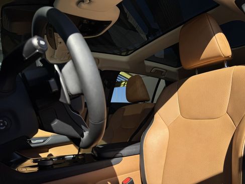 Used 2023 Lexus RZ 450e Premium w/ Technology Package image 25