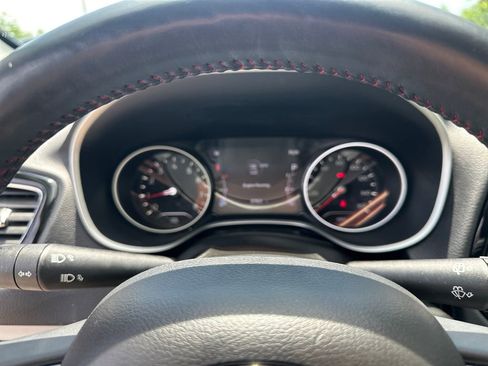 Used 2018 Jeep Compass Limited w/ Navigation Group FWD image 18