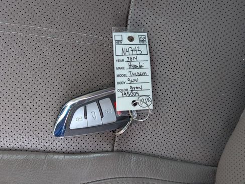 Used 2014 Hyundai Tucson Limited w/ Technology Package 02 FWD image 39