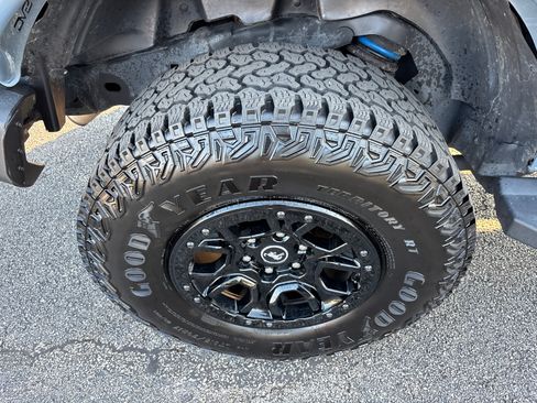 Used 2024 Ford Bronco Wildtrak AWD/4WD image 11