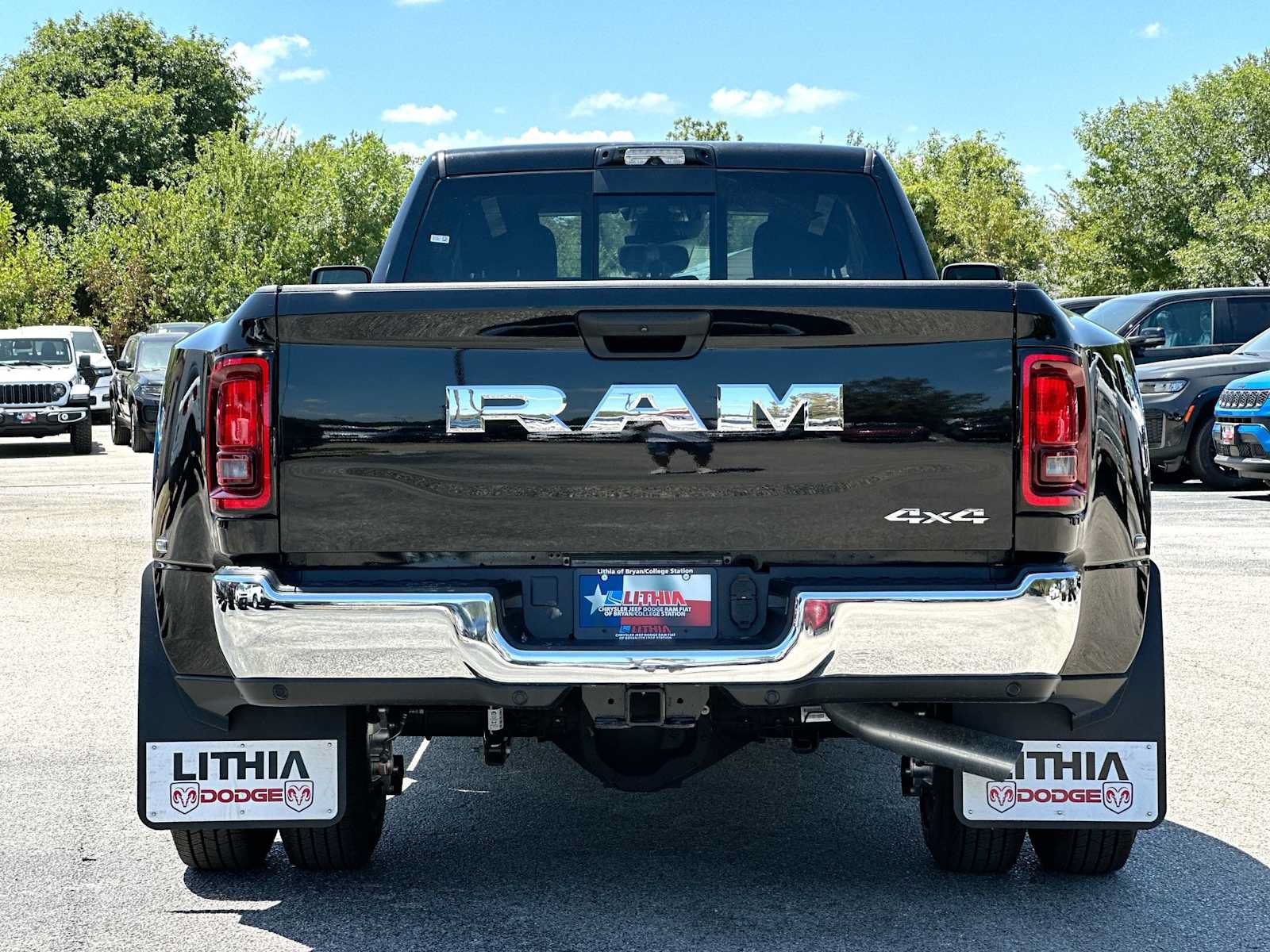New 2026 RAM 3500 Tradesman AWD/4WD image 14
