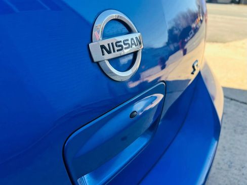 Used 2009 Nissan Versa SL w/ Convenience Pkg image 16