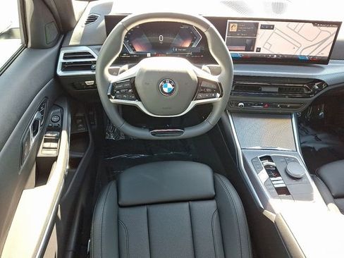 Used 2025 BMW 330i xDrive Sedan w/ Driving Assistance Package AWD/4WD image 11