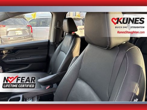 Used 2021 Honda Odyssey Touring image 19