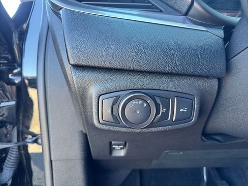 Used 2018 Lincoln MKC Premiere image 18