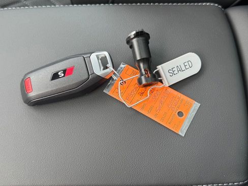 New 2025 Audi SQ5 Premium Plus image 77