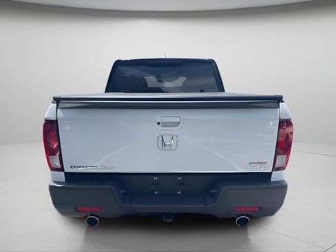 Used 2023 Honda Ridgeline Sport image 12