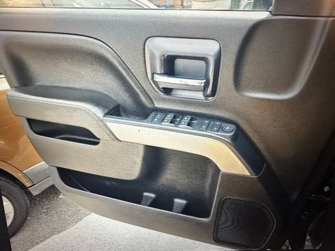 Used 2019 Chevrolet Silverado 2500 LT w/ LT Convenience Package image 10