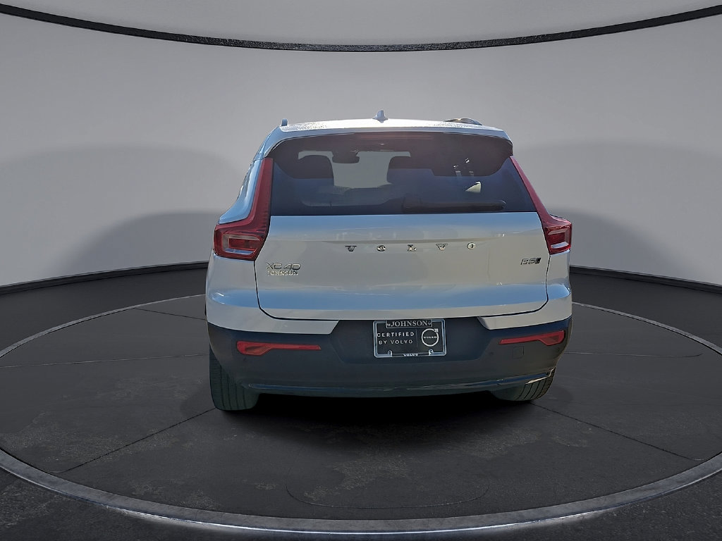 Certified 2024 Volvo XC40 B5 Plus w/ Protection Package Premier AWD/4WD image 8