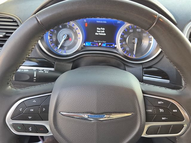 Used 2023 Chrysler 300 Touring RWD image 21